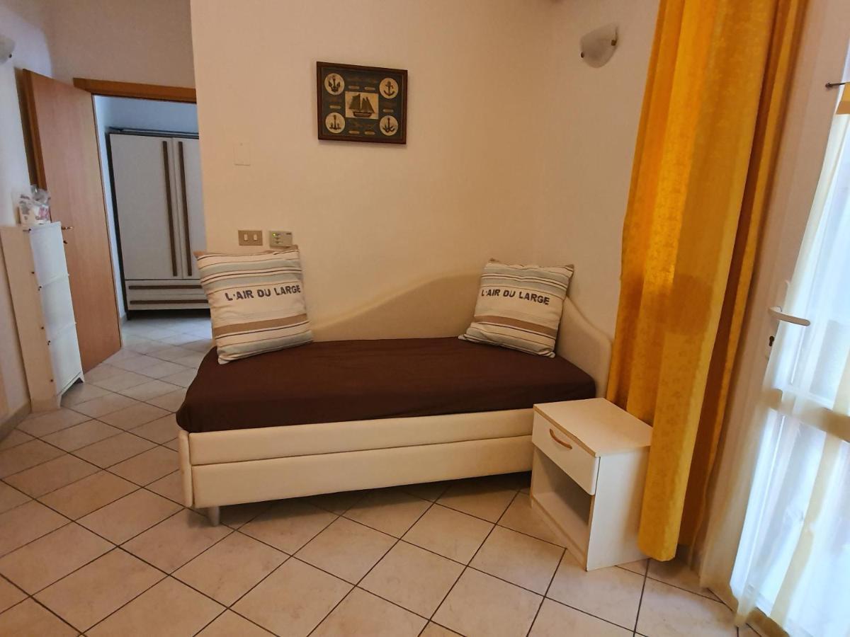 Appartamenti Airone Cervia - Centro Mare E Tranquillita Exterior photo